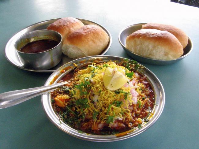 Misal Pav